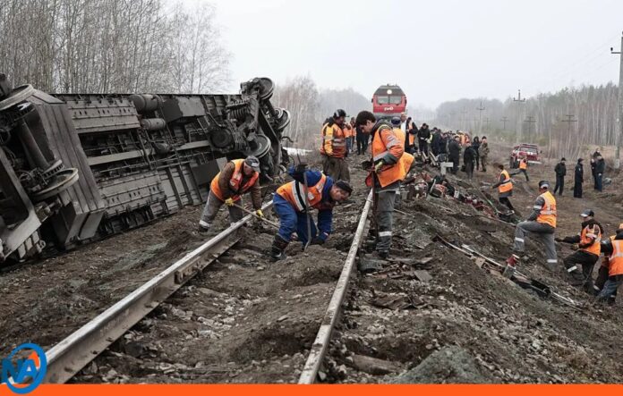 Descarrilamiento de tren en Rusia Descarrilamiento de tren en Rusia