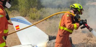 Dos muertos tras estrellarse una avioneta