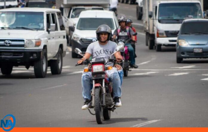 Falcón restringe tránsito motocicletas