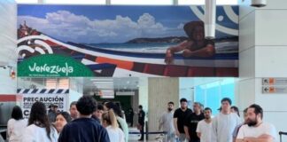 Llegan 151 migrantes Aeropuerto Maiquetía