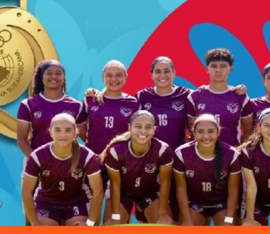 Vinotinto femenina Sub-17 medalla Oro