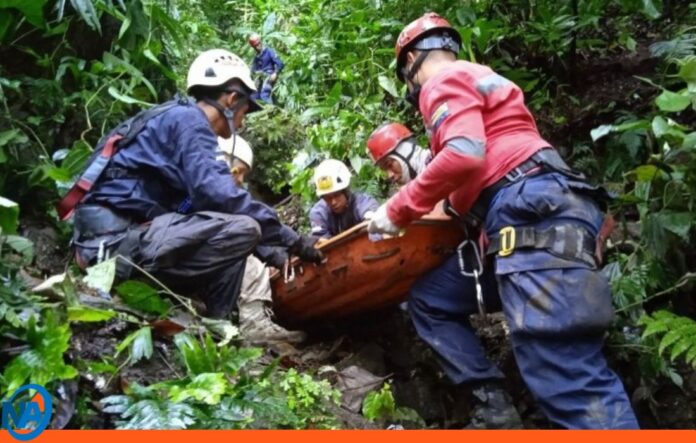 motorizado caer a barranco en Ocumare de la Costa motorizado caer a barranco en Ocumare de la Costa