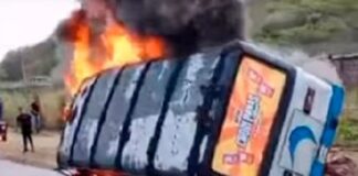 volcamiento buseta Autopista Cacique Guaicaipuro