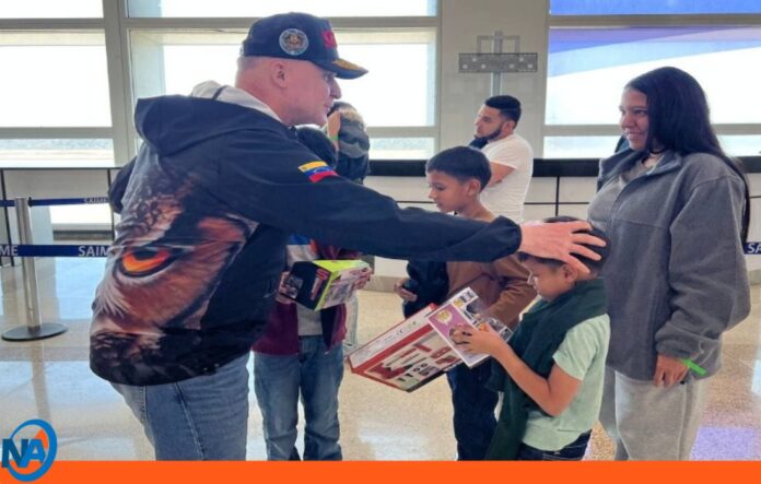 166 Repatriados desde Miami 166 Repatriados desde Miami