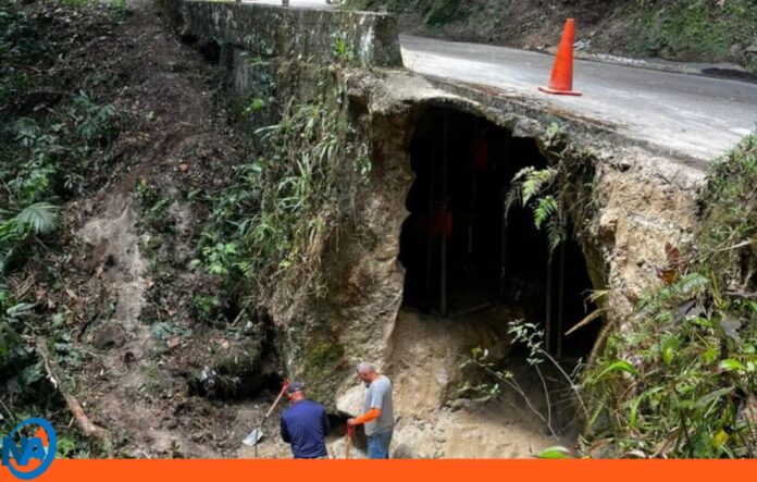 Aragua recuperación carretera Choroní Aragua recuperación carretera Choroní