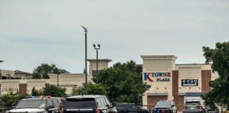 Dos muertos deja tiroteo supermercado Texas