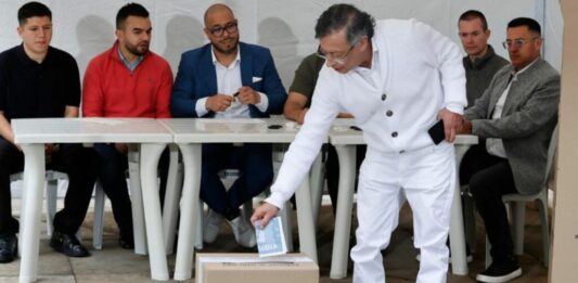 Gustavo Petro software electoral Colombia