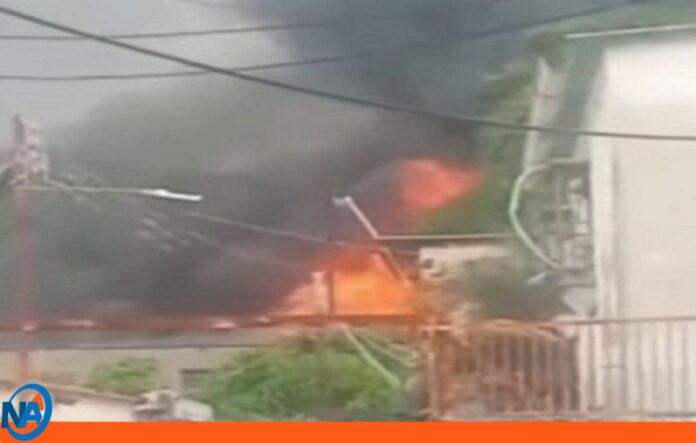 Incendio vivienda en parroquia Miguel Peña Incendio vivienda en parroquia Miguel Peña