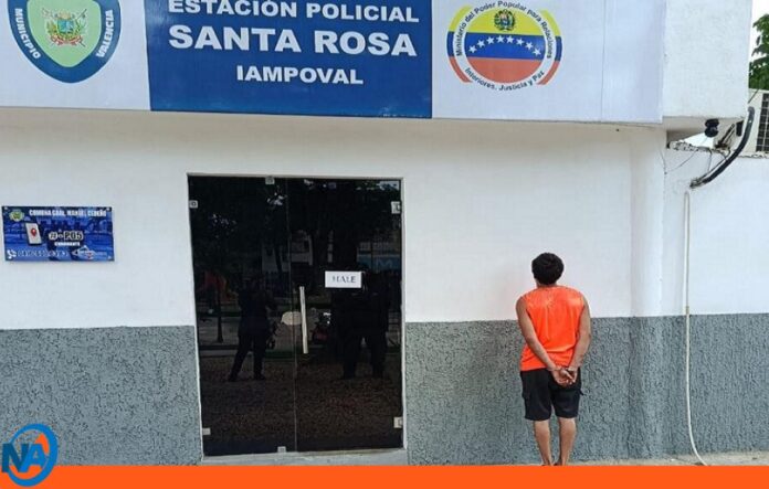Polivalencia detiene joven hurtar farmacia de Santa Rosa Polivalencia detiene joven hurtar farmacia de Santa Rosa