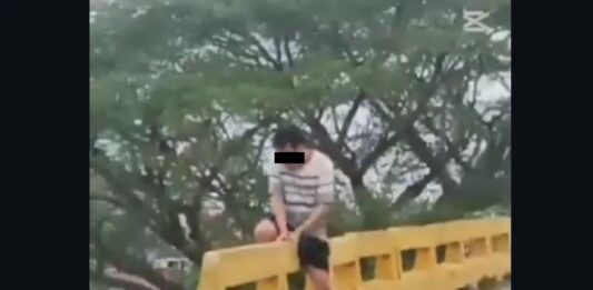 Rescatado joven desde el puente La Florida