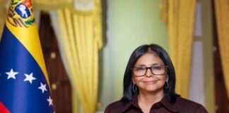 foto oficial Delcy Rodríguez
