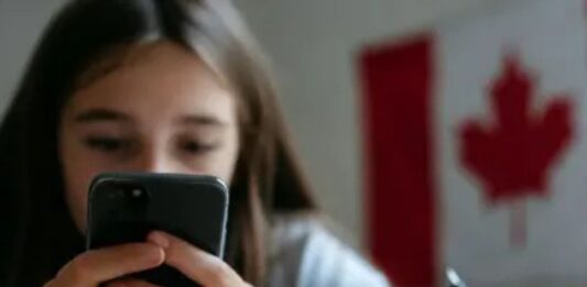 Canadá prohibir redes sociales menores