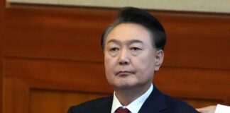Condena a expresidente surcoreano