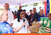 Delcy Rodríguez distribuido 500 mil de alimentos