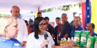 Delcy Rodríguez distribuido 500 mil de alimentos