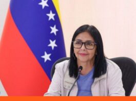 Delcy Rodríguez viaje India