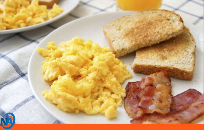 Huevos revueltos con avena