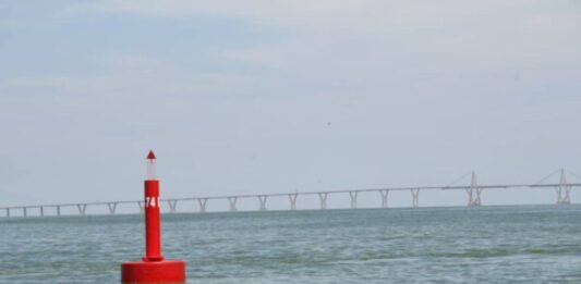 INCANAL boyas Lago de Maracaibo