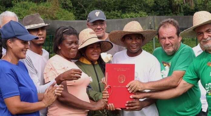 Jorge Rodríguez entrega nueva Ley del Cacao en Miranda Jorge Rodríguez Ley del Cacao
