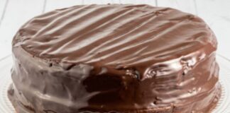 Pastel de chocolate sin huevo