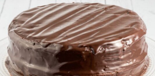 Pastel de chocolate sin huevo