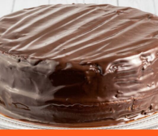 Pastel de chocolate sin huevo