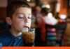 Peligro consumo refresco en infancia