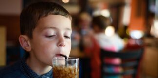 Peligro consumo refresco en infancia