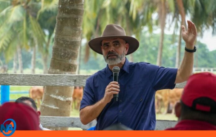 Vladimir Padrino López 150 mil urea al país Vladimir Padrino López 150 mil urea al país