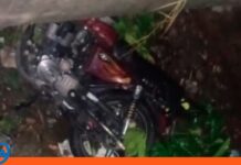 Un muerto y un herido tras choque de moto en Los Samanes accidente Los Samanes