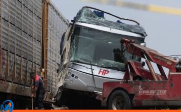 choque tren autobús Zimbabue