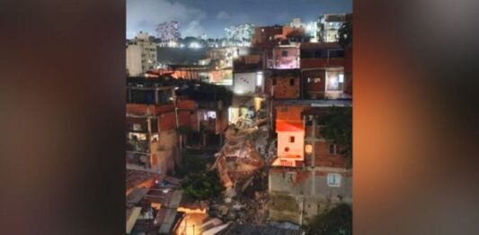 lluvias Caracas derrumbe viviendas