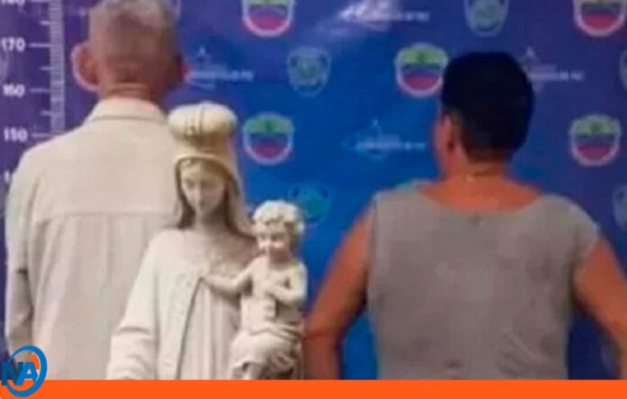 pareja profanación cementerio Porlamar