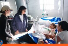 Delcy Rodríguez evalúa hospitales de campaña en La Guaira tras terremoto Delcy Rodríguez recorrido La Guaira