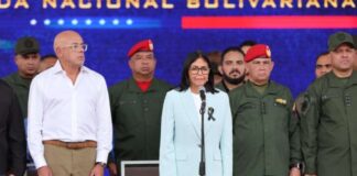 Delcy Rodríguez unidad militar