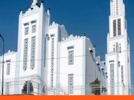 Iglesia Perpetuo Socorro Caracas etiqueta roja