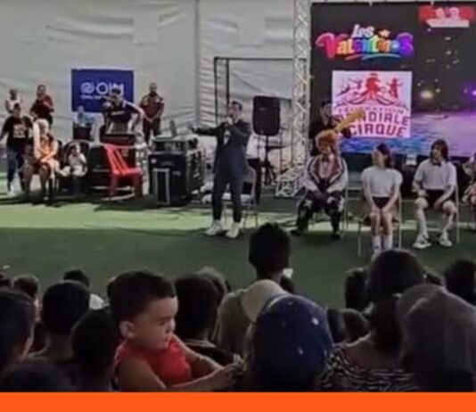 Los Valentinos función polideportivo La Guaira