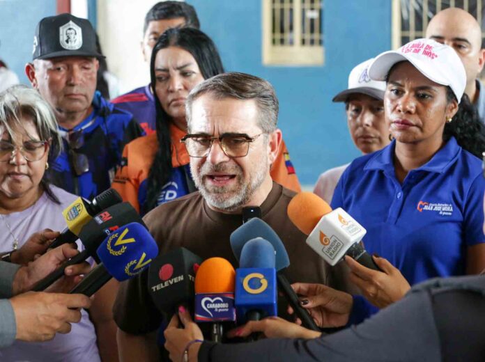 Lacava refugios familias Juan José Mora