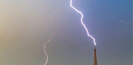 Rayo Torre Eiffel