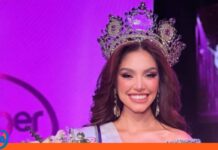 ¡Nueva soberana universal! La venezolana Sarah Carrillo se corona en el Miss Teenager Universo Sarah Carrillo Miss Teenager Universo