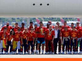 Selección española aterriza Madrid