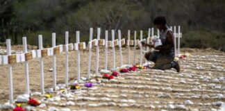 Sepultan 150 víctimas no identificadas