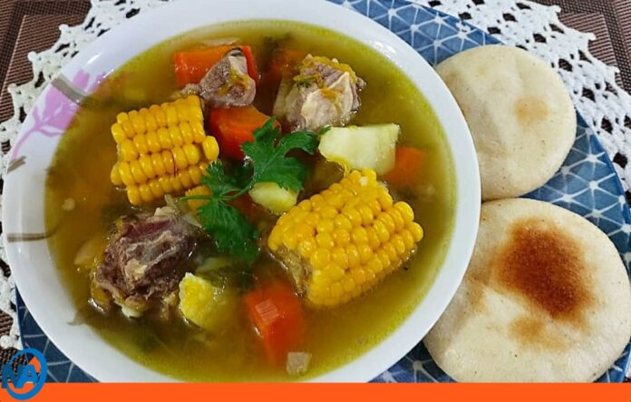 Sopa de costilla de res