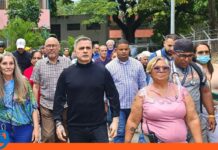 Tarek William Saab informa despliegue de la Gran Misión Viva Venezuela en el Colegio Gran Colombia en apoyo a las familias Tarek William Saab Colegio Gran Colombia apoyo familias