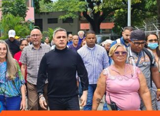 Tarek William Saab informa despliegue de la Gran Misión Viva Venezuela en el Colegio Gran Colombia en apoyo a las familias Tarek William Saab Colegio Gran Colombia apoyo familias