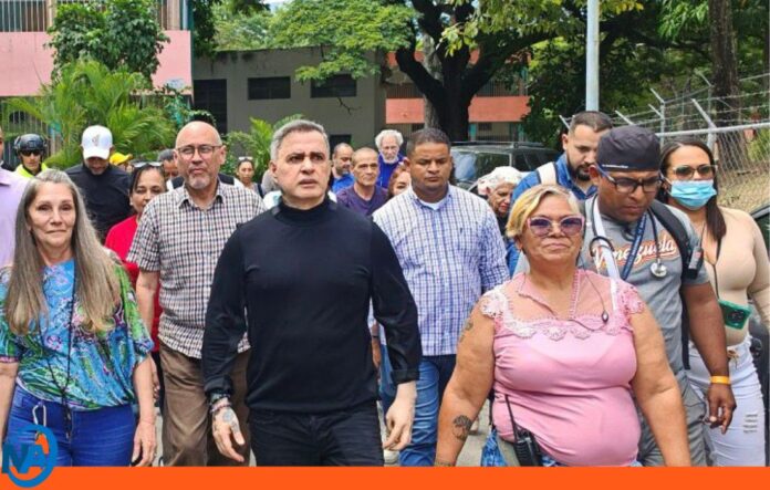 Tarek William Saab Colegio Gran Colombia apoyo familias Tarek William Saab Colegio Gran Colombia apoyo familias