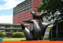UCV clases suspenden