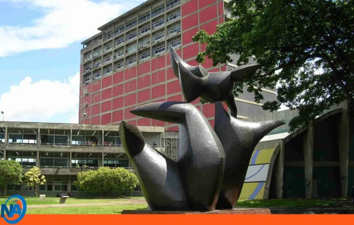 UCV clases suspenden