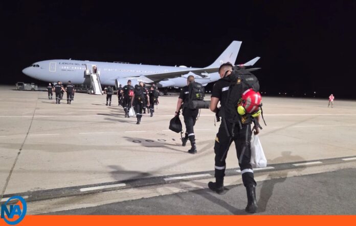 Venezuela despide bomberos españoles