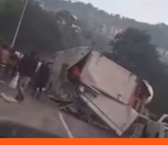 camión volcado Tazón